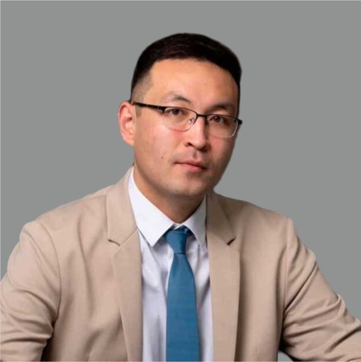 Бинур Жаленов